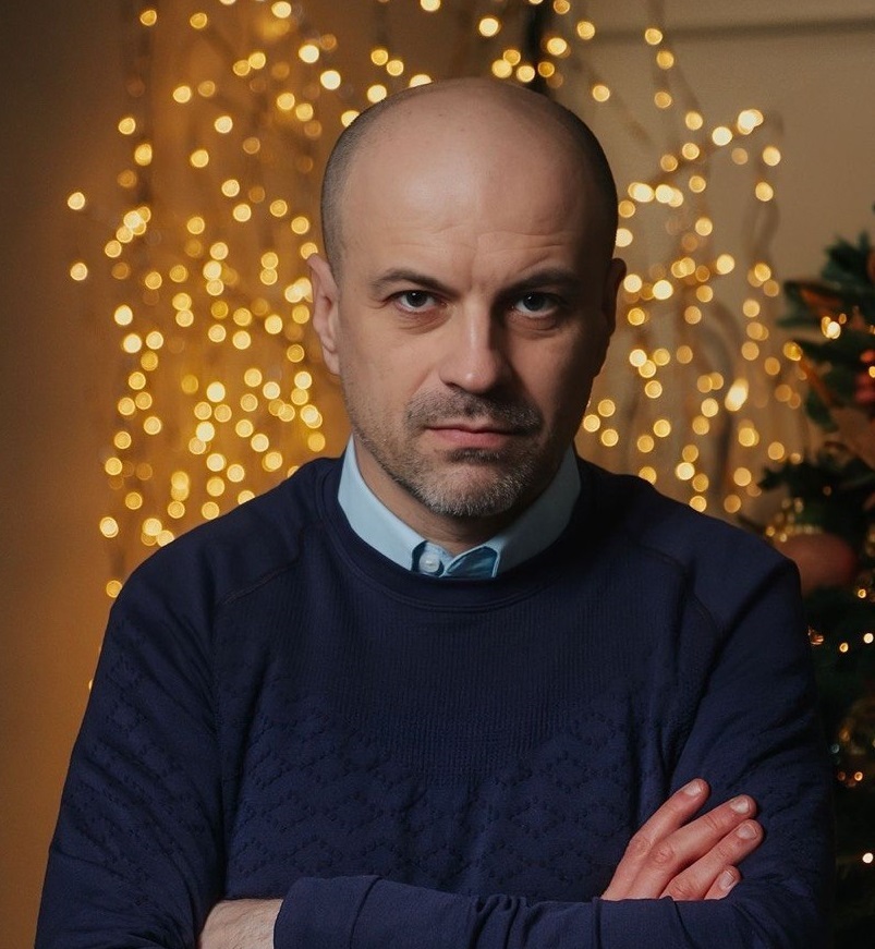 Максим Бутченко