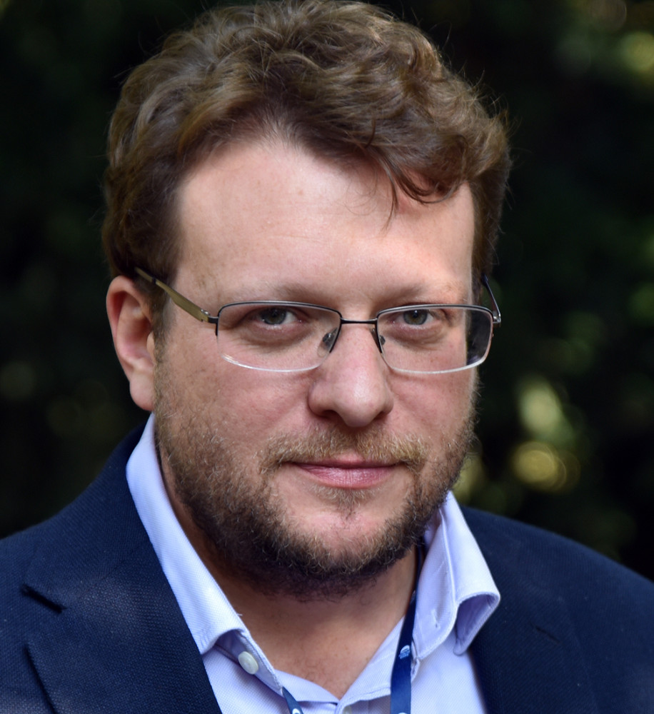 Пітер Померанцев