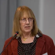 Еліс Амсден
