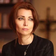 Еліф Шафак